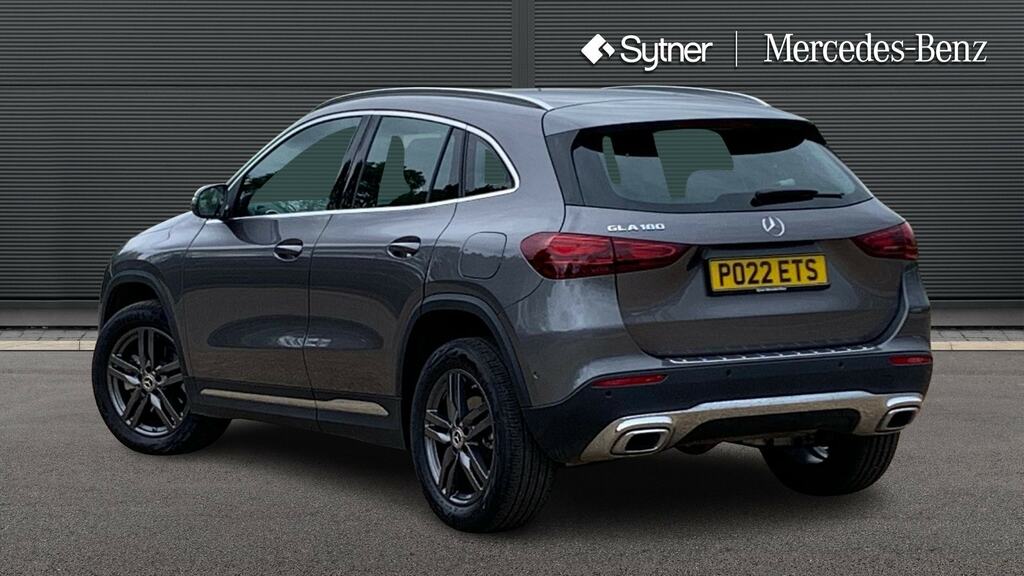 Mercedes-Benz GLA Class Gla 180 Sport Edition Grey #2