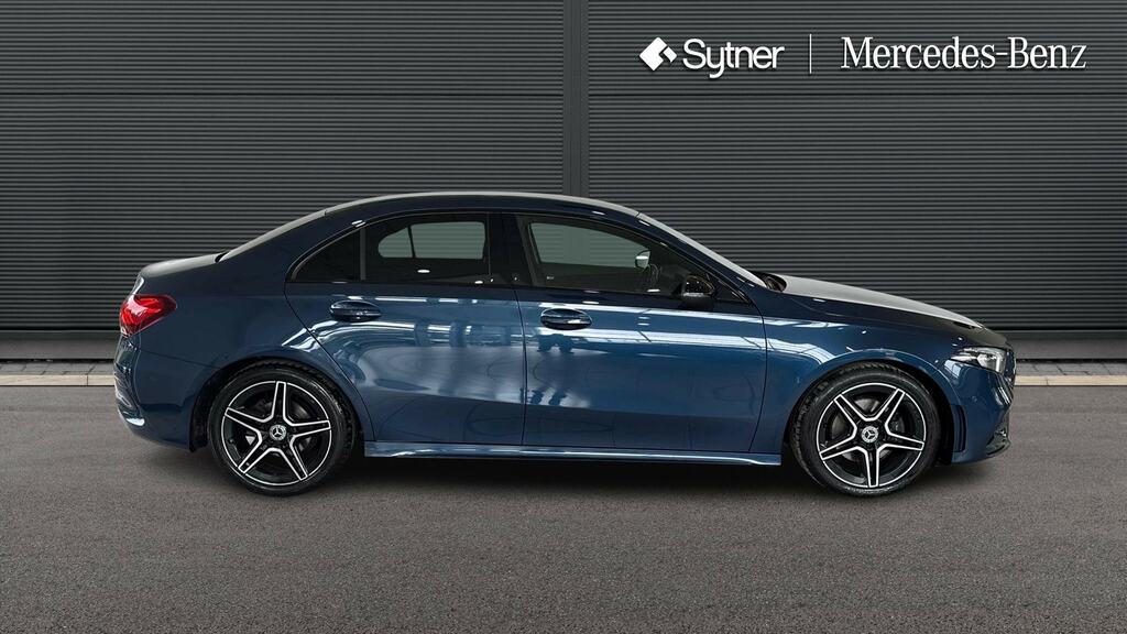 Mercedes-Benz A Class A180 Amg Line Executive NU23VXE Blue #4