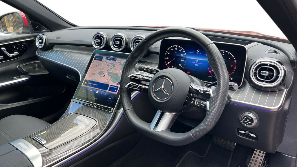 Mercedes-Benz C Class C220d Amg Line Premium Plus 9G-tronic Red #3