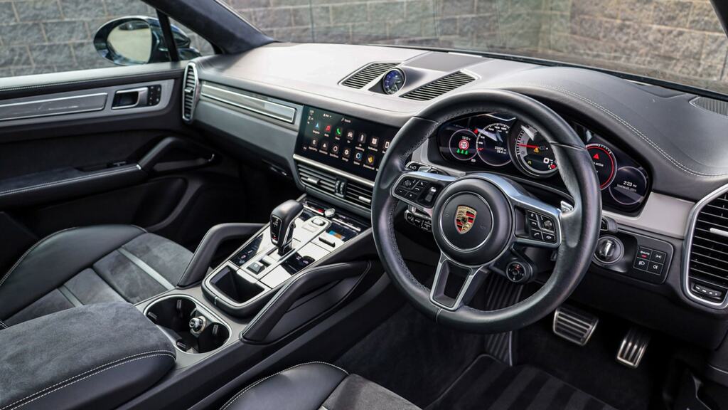Porsche Cayenne Gts Tiptronic S YX23ZTZ Black #3