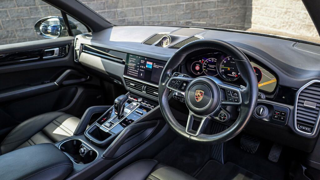 Porsche Cayenne E-hybrid Tiptronic S Black #5