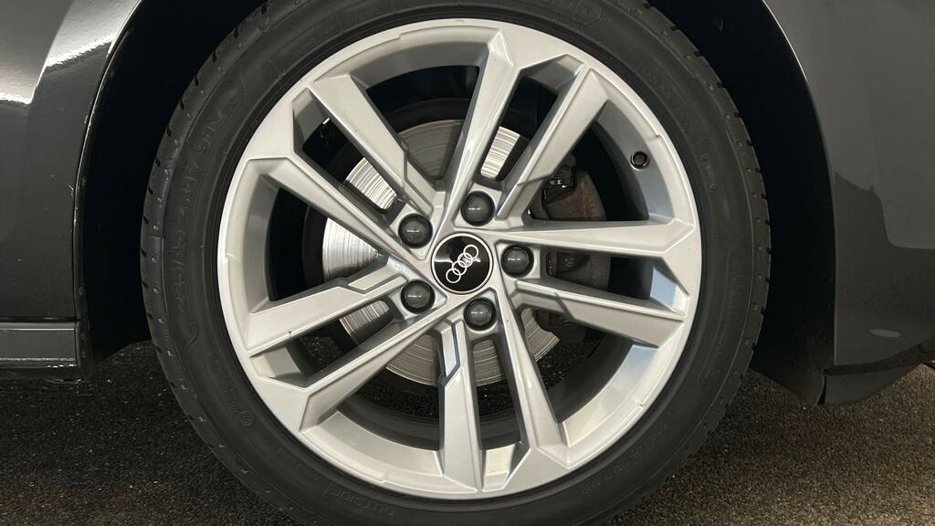 Audi A3 30 Tfsi Sport S Tronic NC23FZY Grey #5