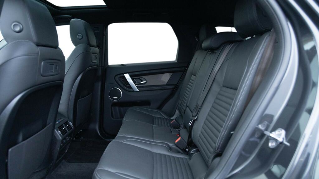 Land Rover Discovery Sport 2.0 D200 Metropolitan 5 Seat YE75OGU Grey #4