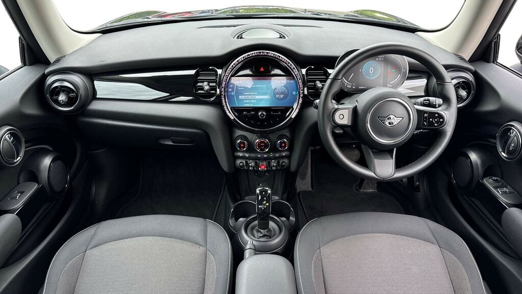 Mini Hatch 1.5 One Classic Comfort Pack WK22HDL Black #4