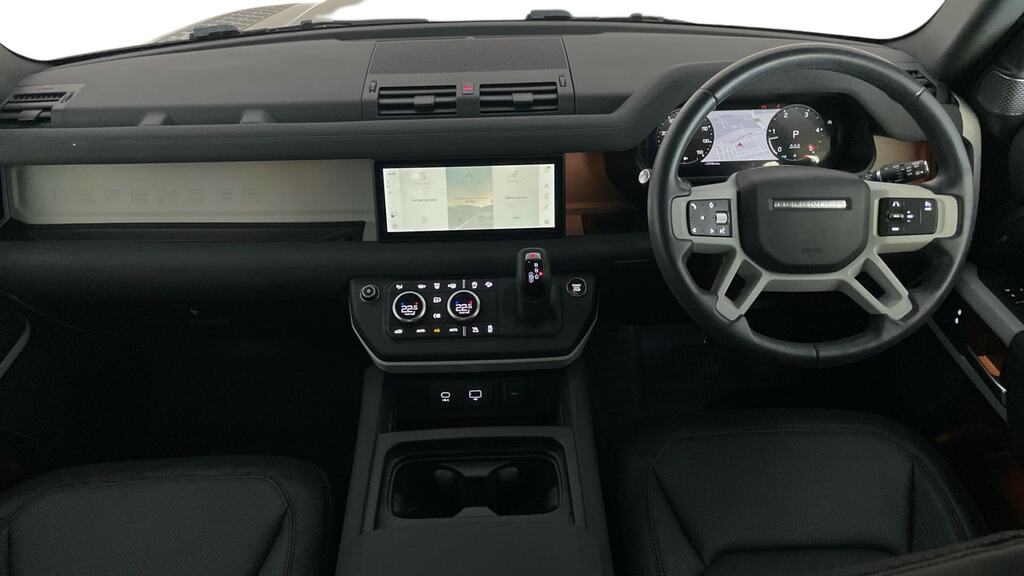 Land Rover Defender 90 3.0 D250 X-dynamic Se 90 KT23XZV Green #5