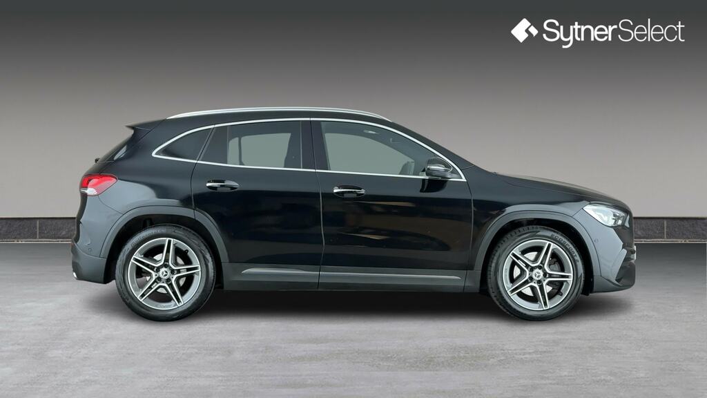 Mercedes-Benz GLA Class Gla 200 Amg Line Premium KE70SXA Black #3