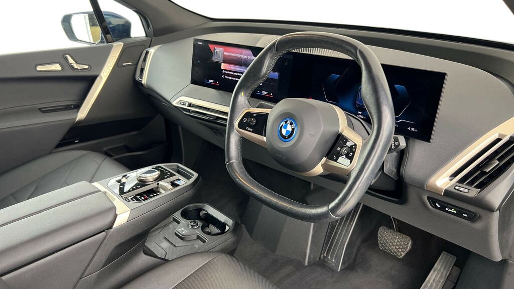 BMW iX 240Kw Xdrive40 M Sport 76.6Kwh Sky MA22JJL Blue #6