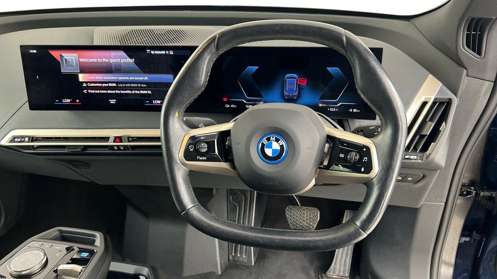 BMW iX 240Kw Xdrive40 M Sport 76.6Kwh Sky MA22JJL Blue #5