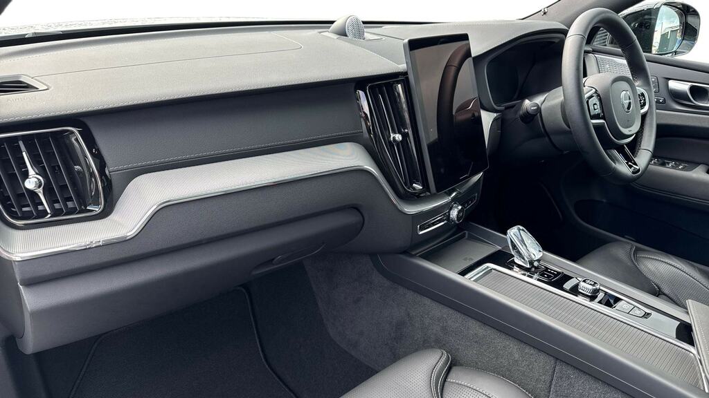 Volvo XC60 2.0 B5p Ultra Black Edition Awd Geartronic BK75AOO White #4