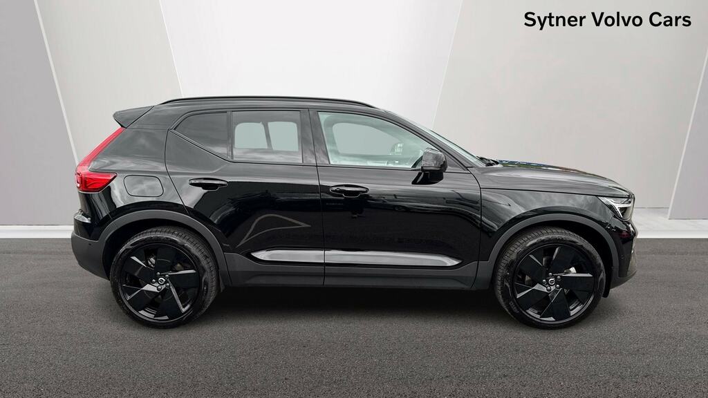 Volvo XC40 2.0 B4p Ultra Black Edition WD75DHY Black #3