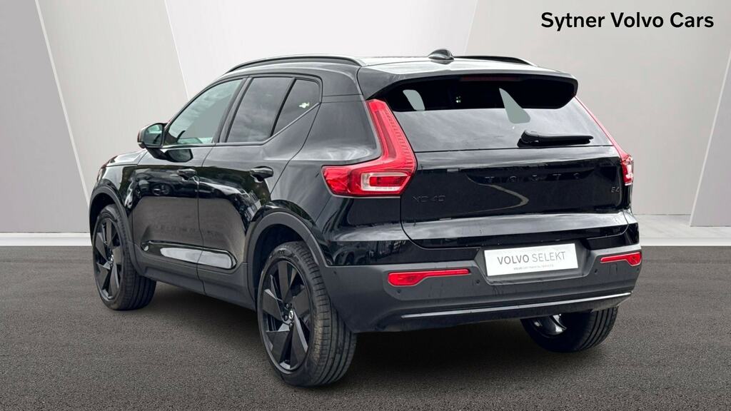 Volvo XC40 2.0 B4p Ultra Black Edition WD75DHY Black #2