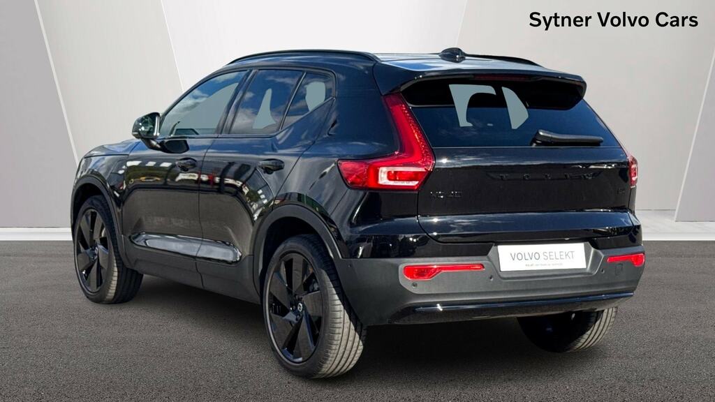 Volvo XC40 2.0 B4p Ultra Black Edition WD75DHM Black #2