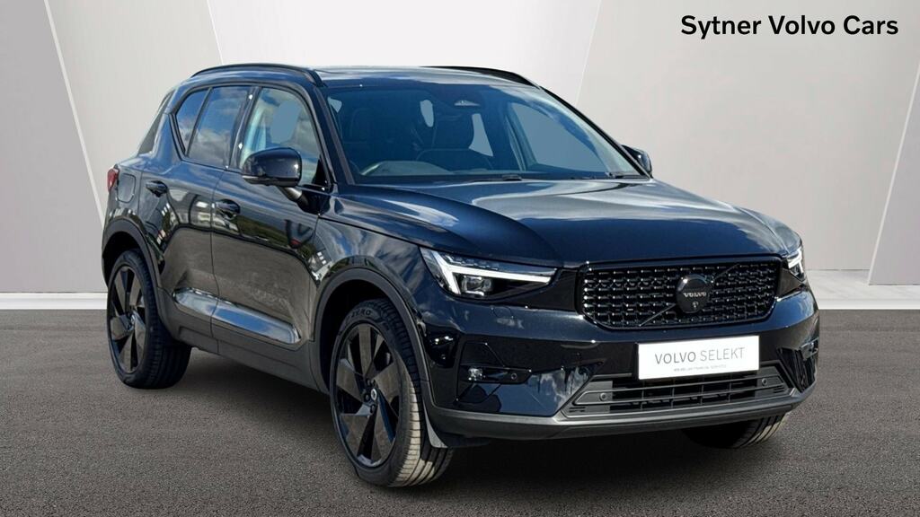 Volvo XC40 2.0 B4p Ultra Black Edition Black