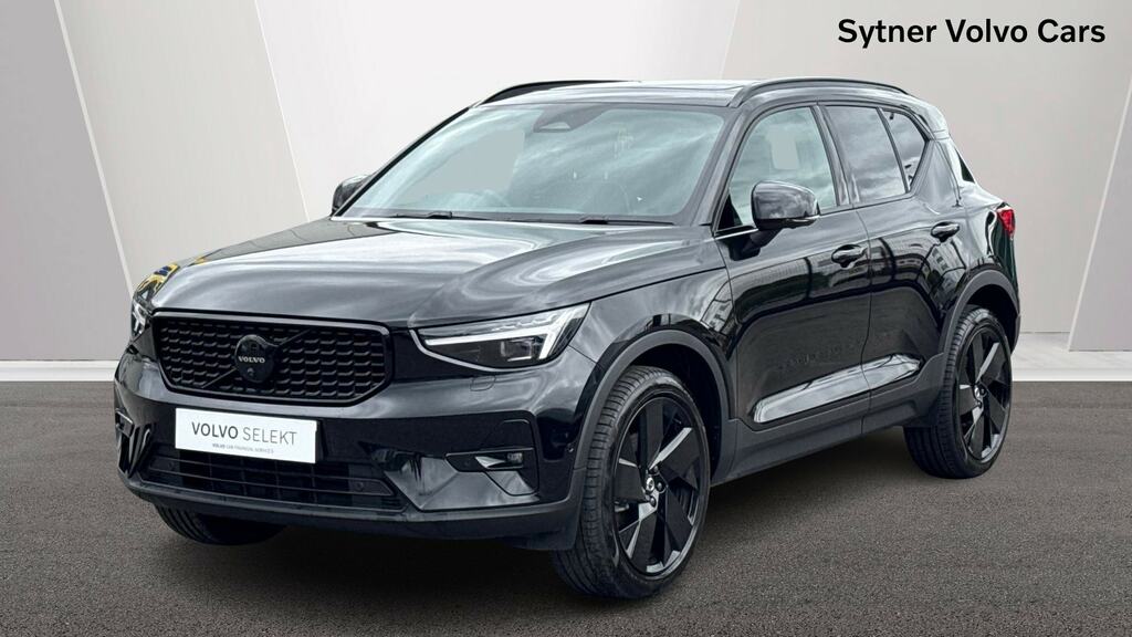 Volvo XC40 2.0 B3p Ultra Black Edition WD75DGO Black #6