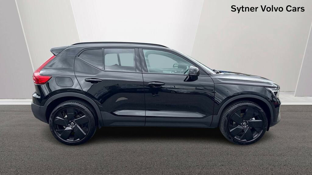 Volvo XC40 2.0 B3p Ultra Black Edition WD75DGO Black #3