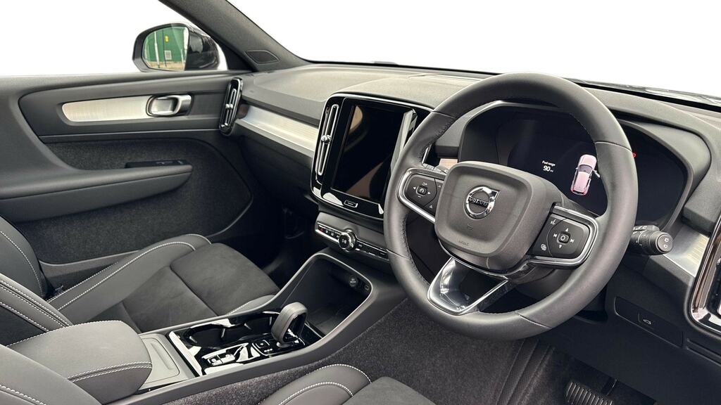 Volvo XC40 2.0 B3p Plus Black Edition MF75UMR Black #5