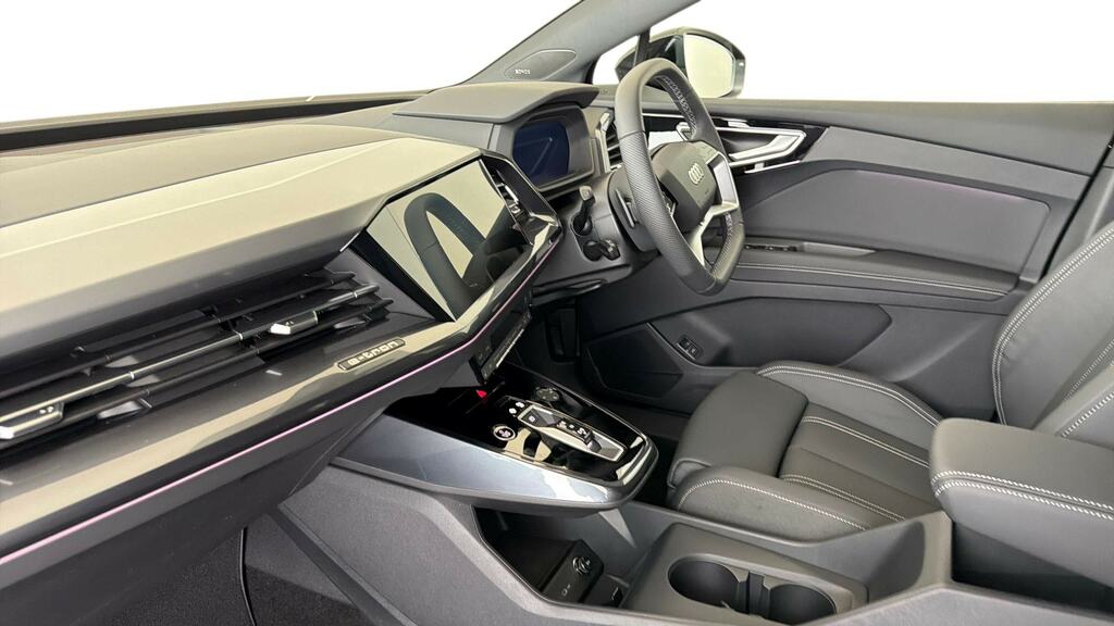 Audi Q4 E Tron 150Kw 40 63Kwh Black Edition Tech Pack LB26OCF Black #2