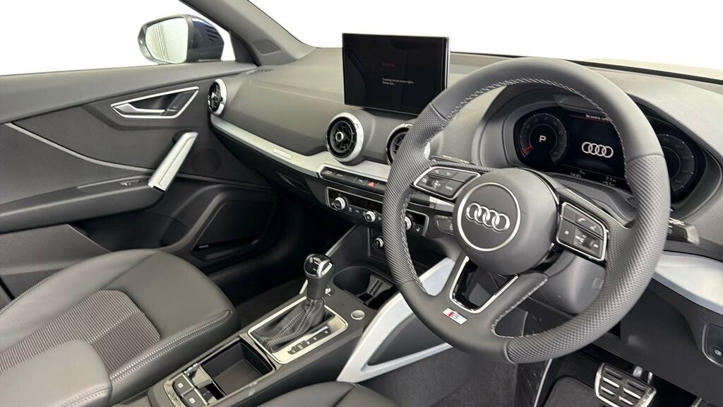 Audi Q2 35 Tfsi S Line S Tronic Tech Pro LC26PCU Blue #6