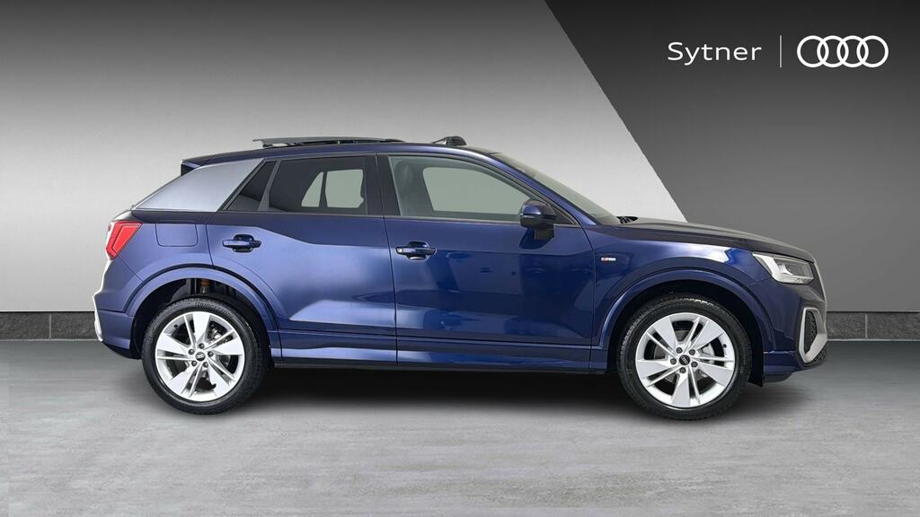 Audi Q2 35 Tfsi S Line S Tronic Tech Pro LC26PCU Blue #4