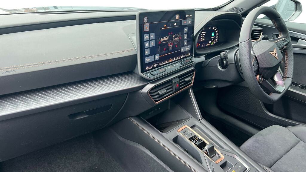 Cupra Formentor 1.5 Etsi 150 V2 Dsg CY75EUX Grey #2
