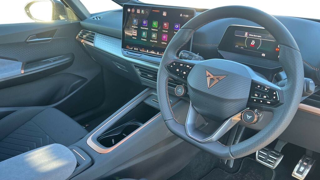 Cupra Born 170Kw E-boost V1 59Kwh CX75SZK Black #6