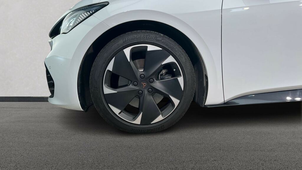 Cupra Born 170Kw E-boost V2 59Kwh DL74MZX White #5