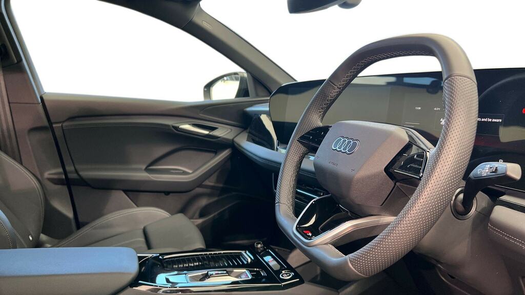 Audi Q6 E-Tron 225Kw Performance 100Kwh S Line KO25AXD Grey #6