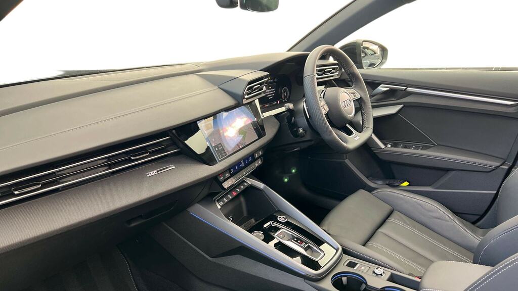 Audi A3 1.5 Tfsi 150 Black Edition S Tronic FN26AMO Black #2