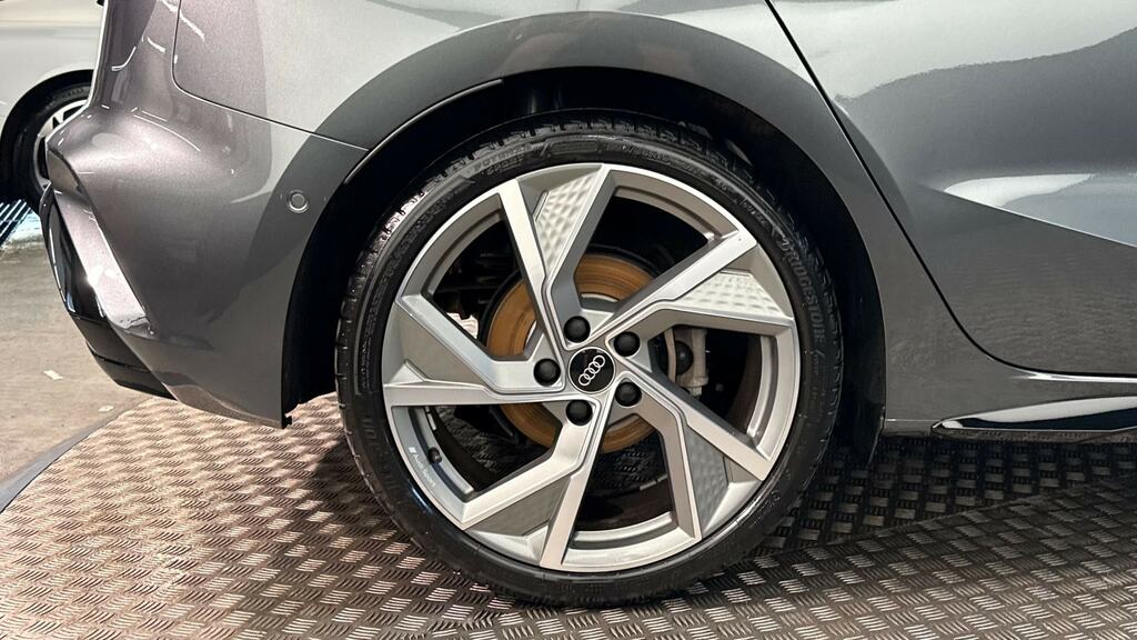 Audi A3 1.5 Tfsi 150 Black Edition S Tronic KP75CSZ Grey #5