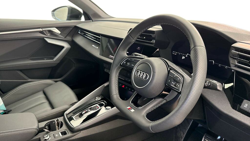 Audi A3 1.5 Tfsi 150 Black Edition S Tronic KP75CSZ Grey #6
