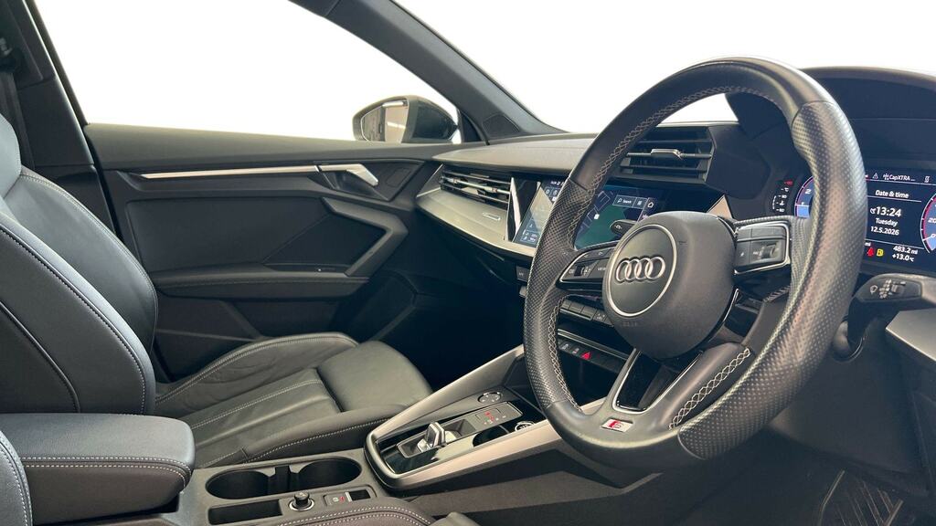 Audi A3 30 Tfsi S Line S Tronic EF72UKR Black #6