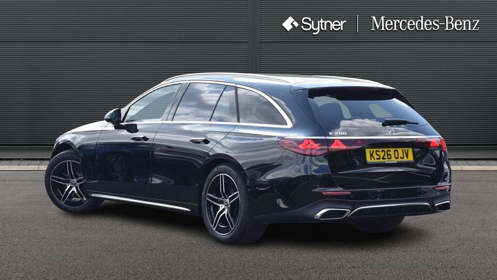 Mercedes-Benz E Class E200 Amg Line Premium 9G-tronic Black #2
