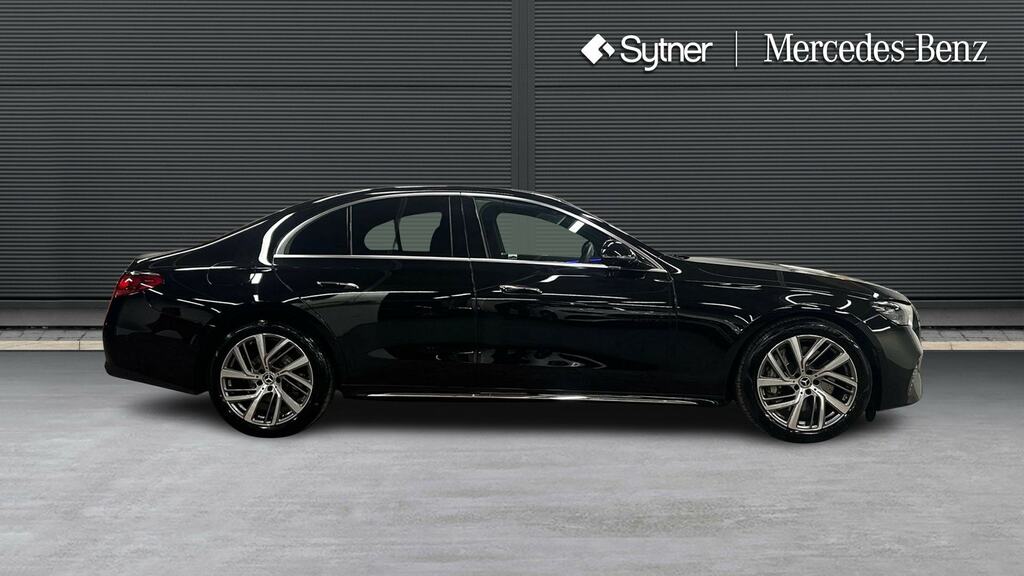 Mercedes-Benz E Class E200 Exclusive Premium 9G-tronic KP25GMG Black #4