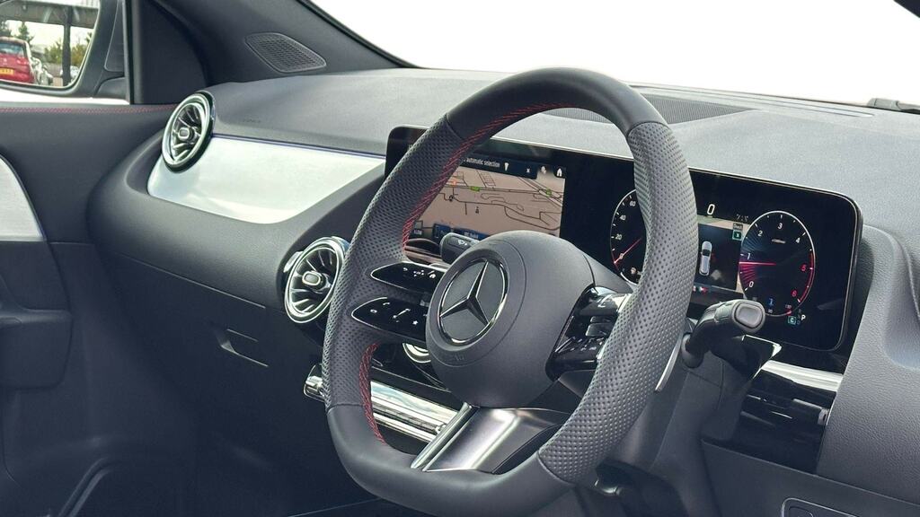 Mercedes-Benz GLA Class Gla 220D 4Matic Amg Line Executive KJ25PVT Grey #3