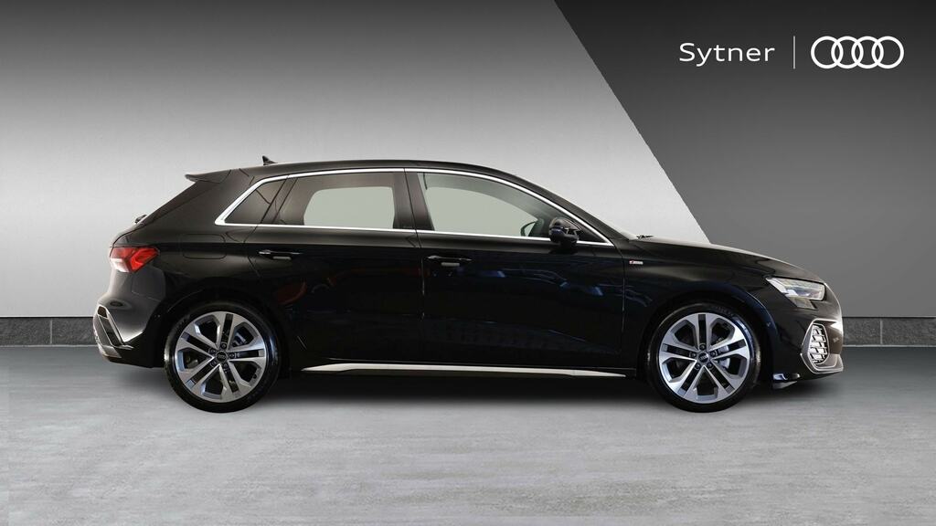 Audi A3 1.5 Tfsi 116 S Line S Tronic Tech Pack RO26DRX Black #4