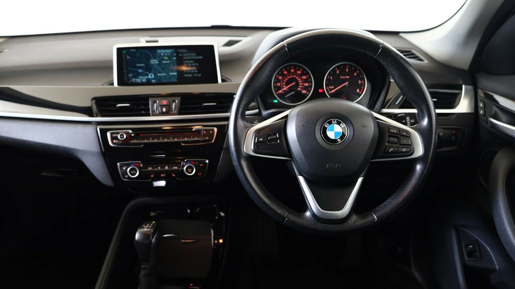 BMW X1 Xdrive 20D Xline Step NA16PLO White #5