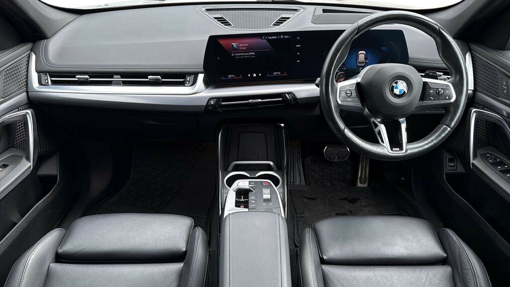 BMW X1 Xdrive 23I Mht M Sport Step HD73NKP White #4