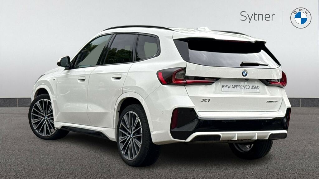 BMW X1 Xdrive 23I Mht M Sport Step HD73NKP White #2