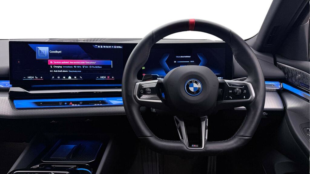 BMW i5 442Kw M60 Xdrive 84Kwh YF74RBO White #5