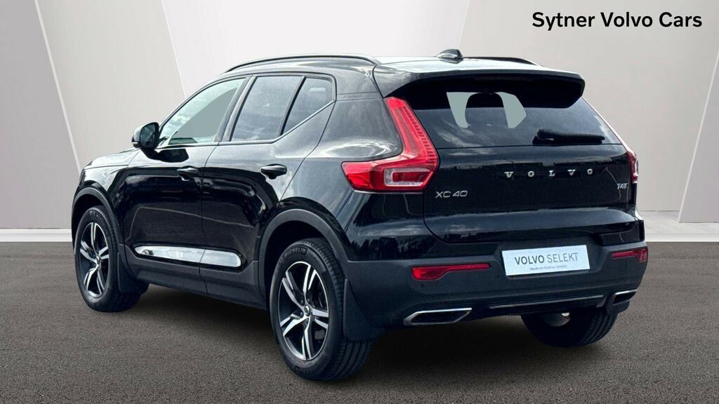 Volvo XC40 2.0 T4 R Design Awd Geartronic GR19ZGB Black #2