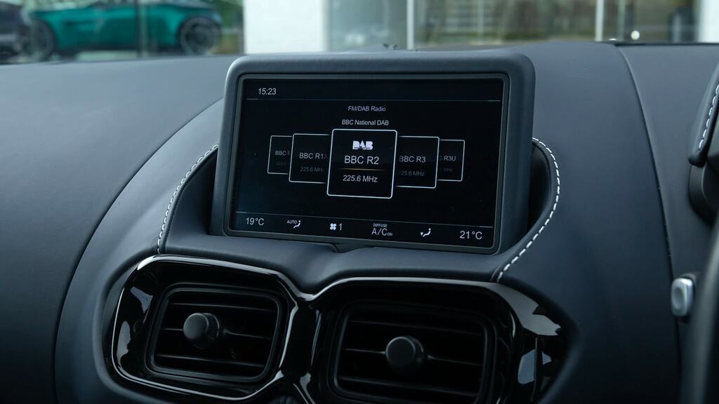 Aston Martin V8 Zf 8 Speed Black #18