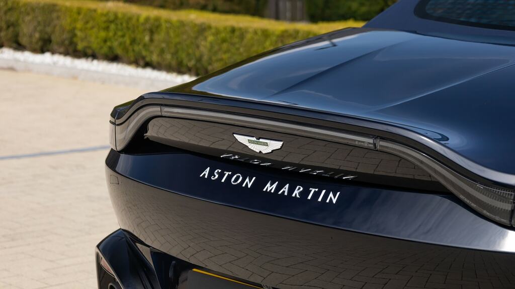 Aston Martin V8 Zf 8 Speed Black #37