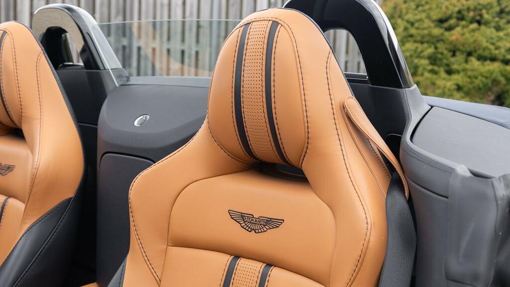 Aston Martin V8  Silver #55