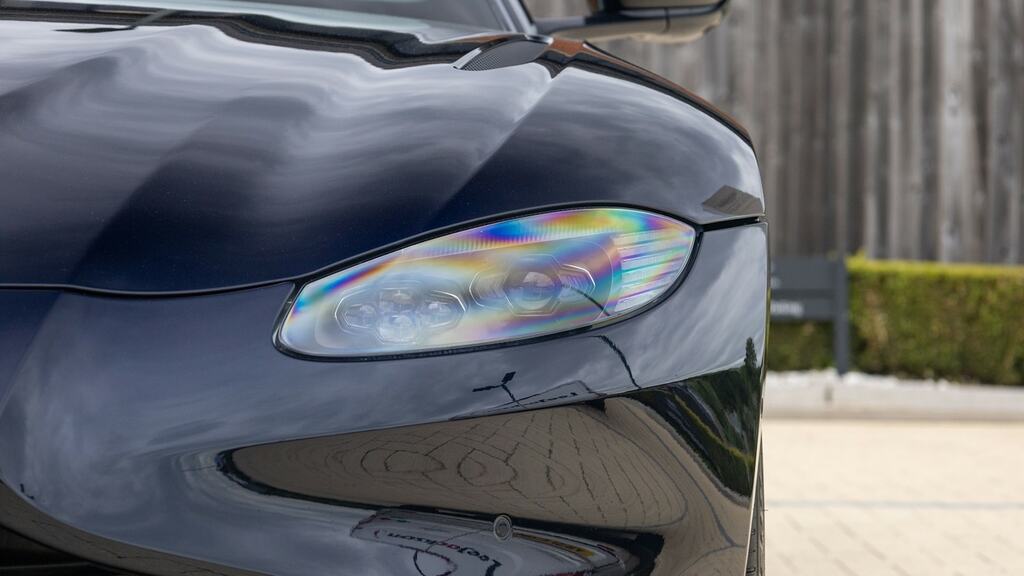 Aston Martin V8  Silver #15