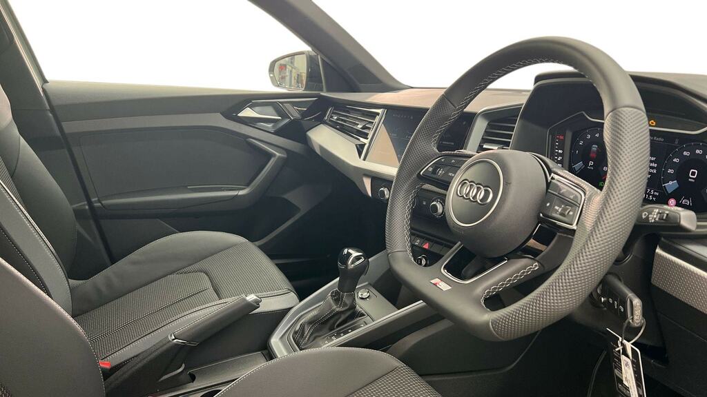 Audi A1 30 Tfsi Black Edition S Tronic CY26AHG Grey #6