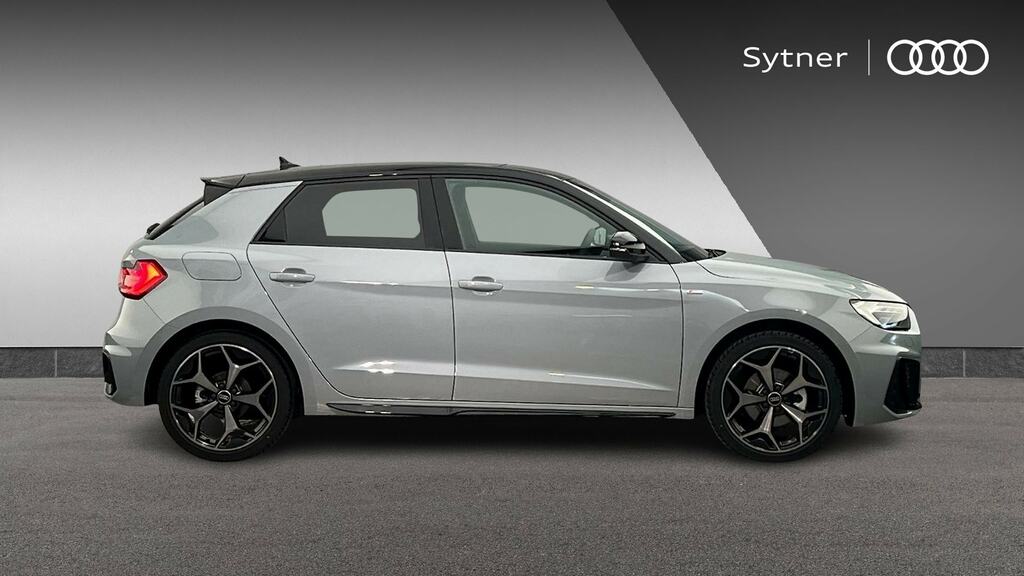 Audi A1 30 Tfsi Black Edition S Tronic CY26AHG Grey #4
