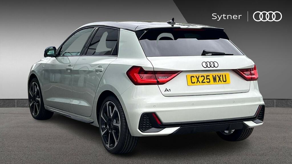 Audi A1 35 Tfsi Black Edition S Tronic CX25WXU Silver #3