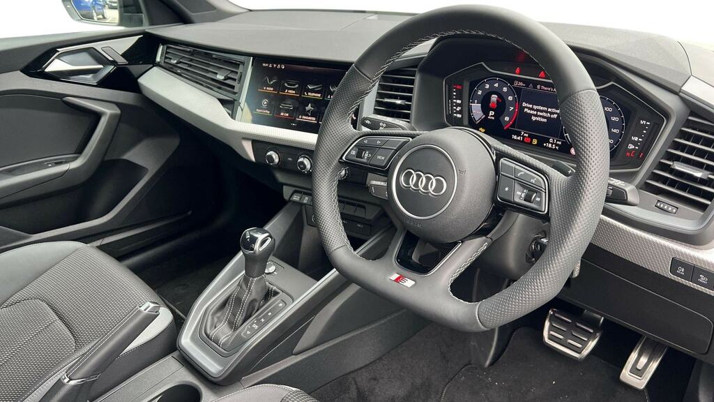 Audi A1 35 Tfsi Black Edition S Tronic CX25WXU Silver #6