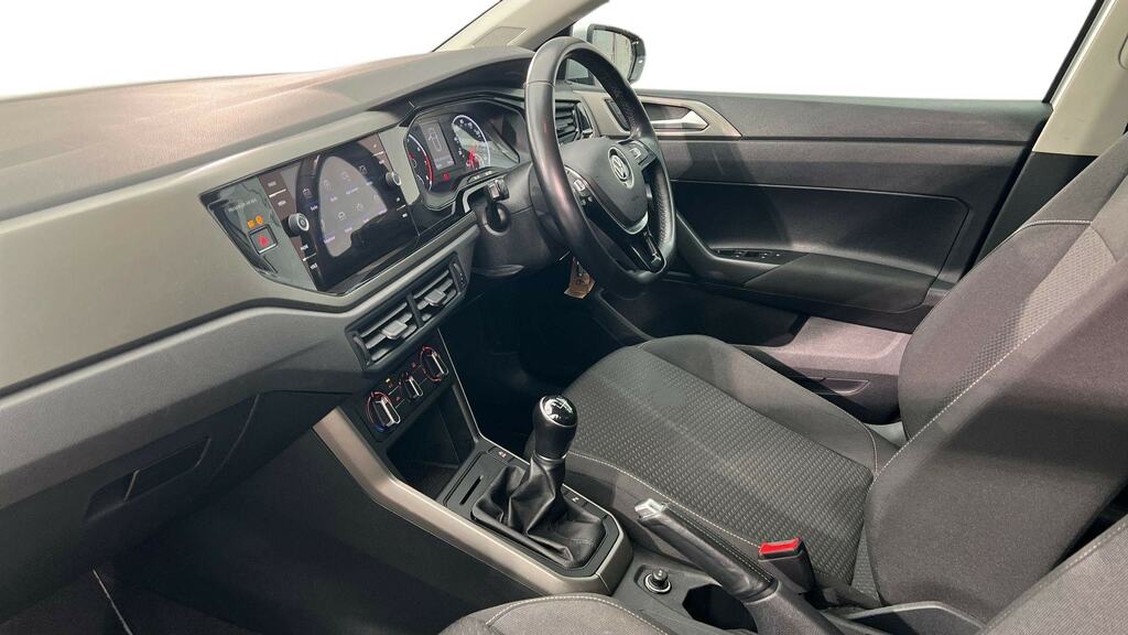 Volkswagen Polo 1.0 Tsi 95 Match CX70PVA Silver #2