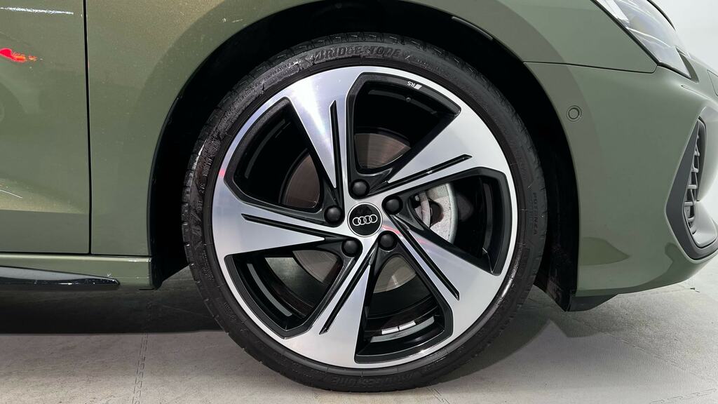 Audi A3 35 Tfsi Black Edition S Tronic Tech Pack PN25HBE Green #4